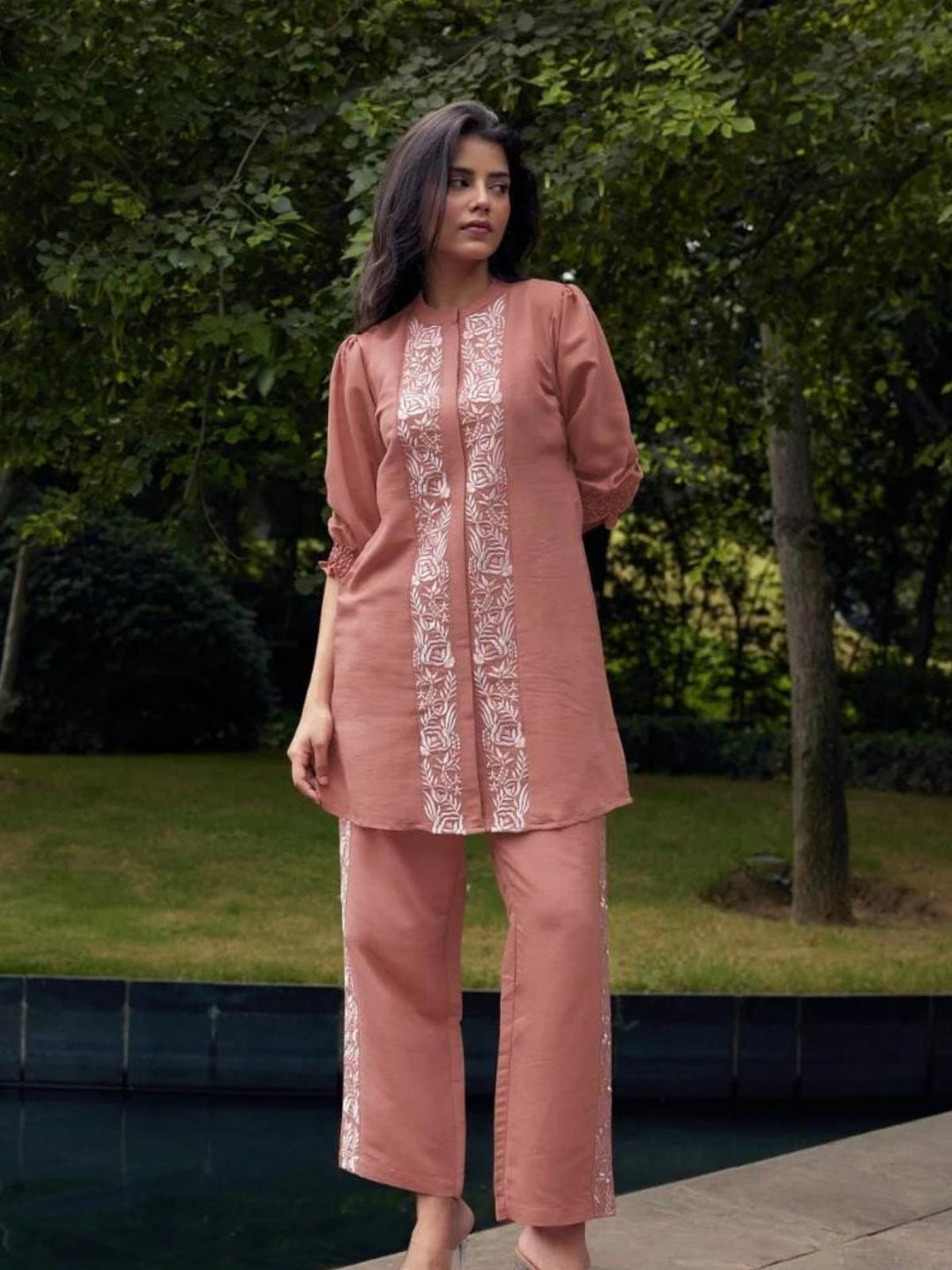 Embroidered Kurta Pants Set