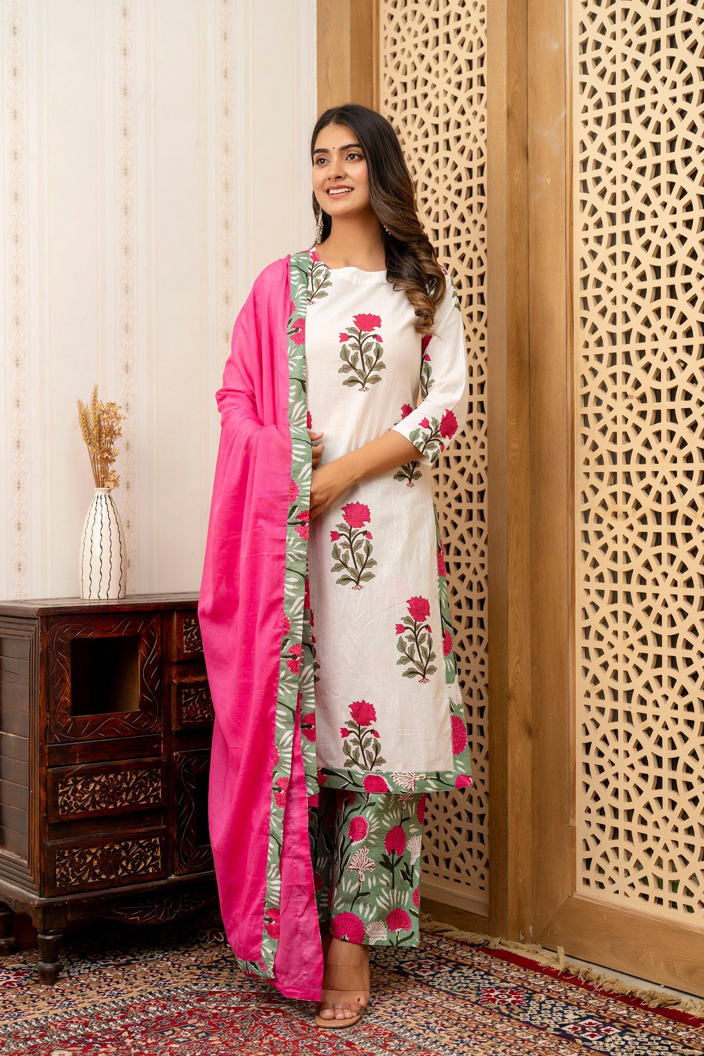 WOMEN TRENDY SUMMER WEAR KURTA SET