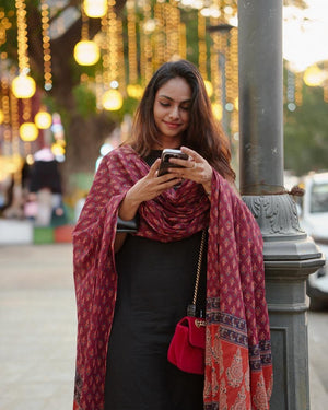 CLASSY HANDLOOM A LINE KURTI PANT DUPATTA WITH BOTH SIDES POCKETS