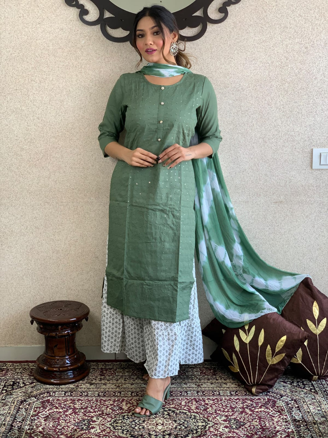 Beautiful Straight Rayon Kurtis Set