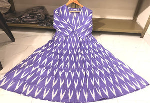  Cotton Suit blue arrow print midi dress gown with long sleeves and flared skirt