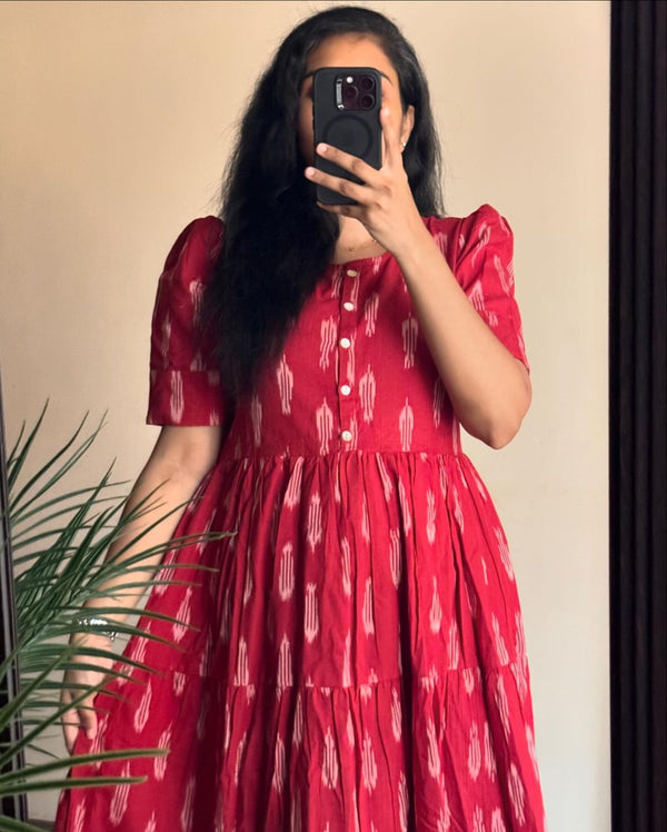 Cotton Suit red casual midi dress with short sleeves and button front detailing