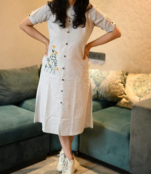 Jaipuri pehnawa women's khadi cotton outfit beige buttoned dress with floral embroidery