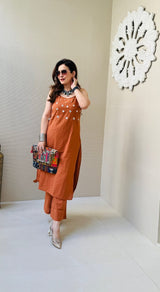 Gleam Hand Mirror Kurta Set