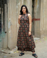 Black helter co-ord set