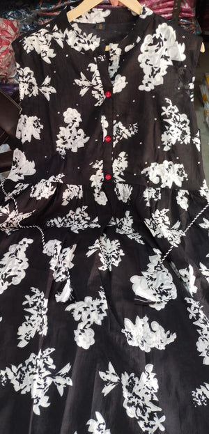  Cotton Suit sleeveless floral cotton dress in black with white flower prints and red buttons