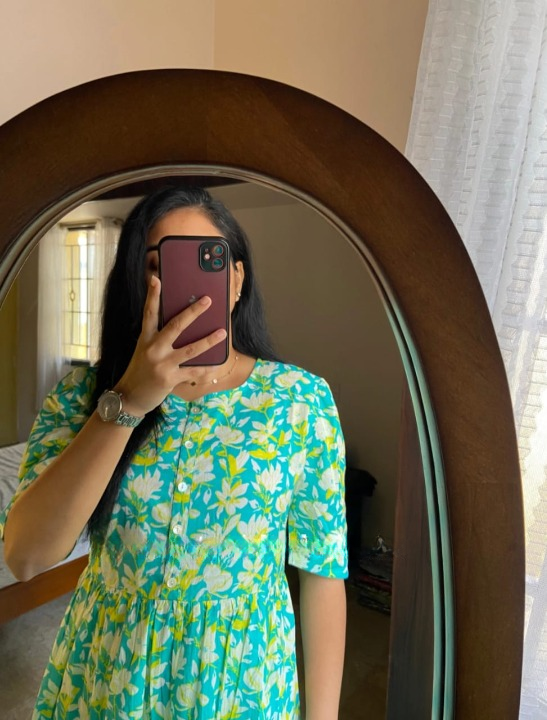 Cotton Suit green cotton midi dress for women with floral pattern and short sleeves